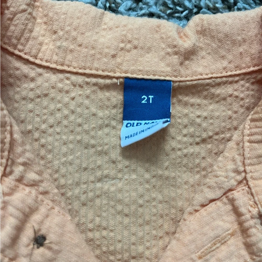 NWOT Old Navy Light Orange Shirt with Pelican 2T